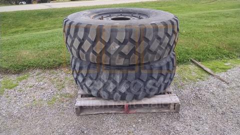 14.00R20 Goodyear AT-2A Tire on Combat Wheel